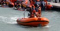 6,1m RIB Comercial durante o resgate Malásia