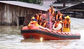 6,1m RIB Sport na Malásia inundação